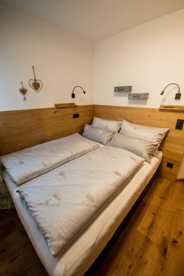 Leni'S Appartements Fieberbrunn Exterior photo